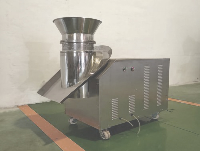 ZLB 旋轉(zhuǎn)造粒機(jī)